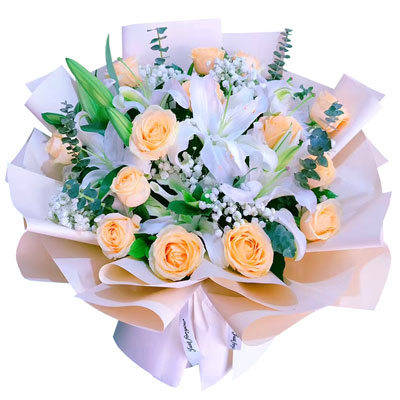 兴安16朵香槟玫瑰2支百合，爱的温暖和幸福
