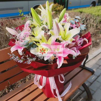 兴安8支多头百合，万事如意喜上加喜